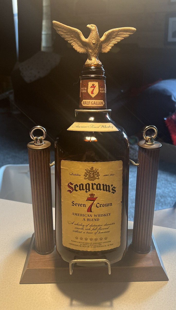 70年代　ヴィンテージ　ボトルホルダー　Seagram's Crown Roya EMPTY BOTTLE VTG SEAGRAMS CROWN ROYAL WHISKY TILT POUR