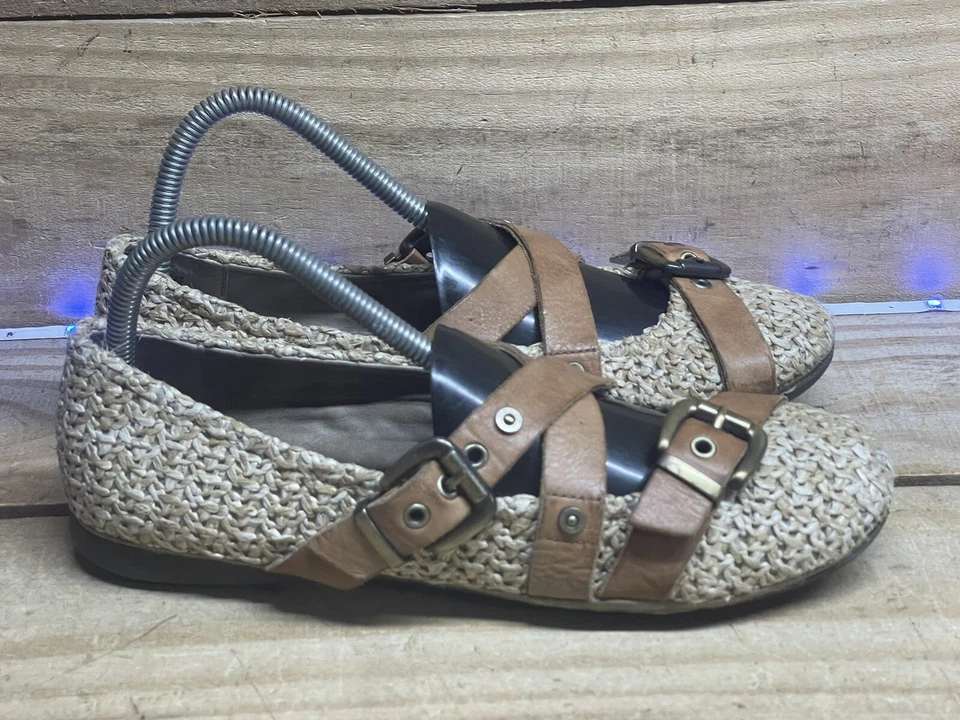 Zapatos planos de ballet de cuero marrón tostado OTBT Park Hills para mujer talla US 8,5 M Foto 4 de 4