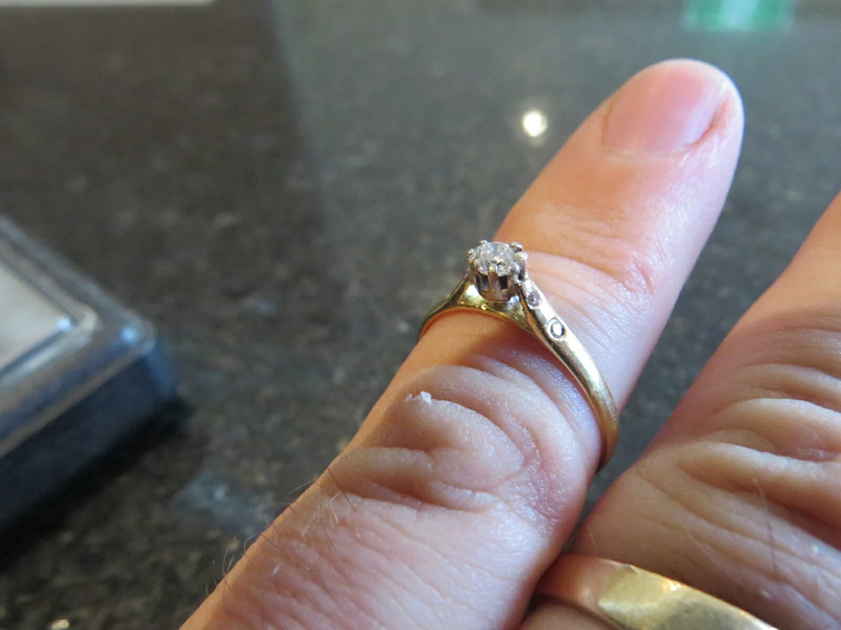 18K 750 Gold 0.2ct Diamond solitary Engagement Wedding ring