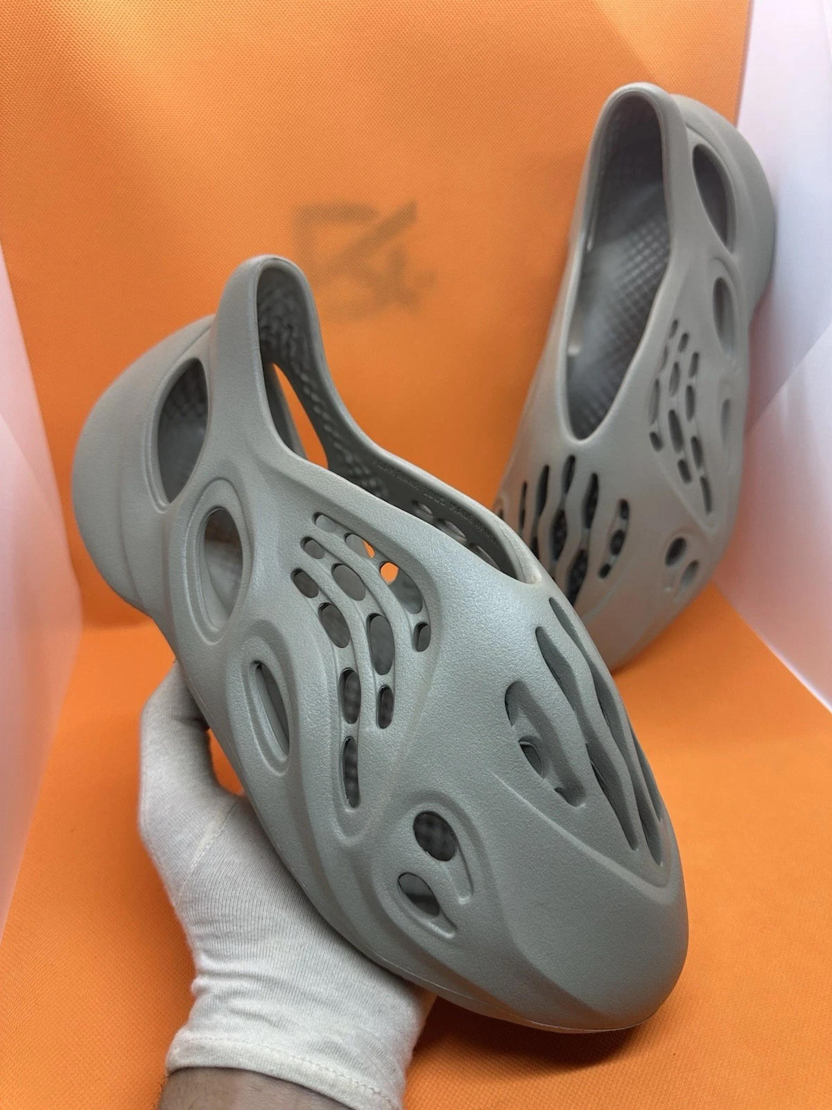 Adidas Yeezy Foam RNR Stone Salt Uomo GV6840 Nuove Taglia 10 100% AUTENTICHE