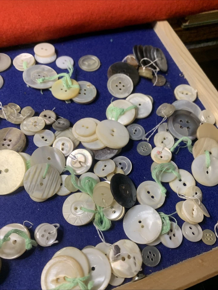 Buttons  - Image 3 of 3