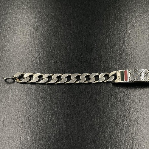 Autentico bracciale Gucci in argento con catena Curb e buone condizioni - Foto 9 di 24