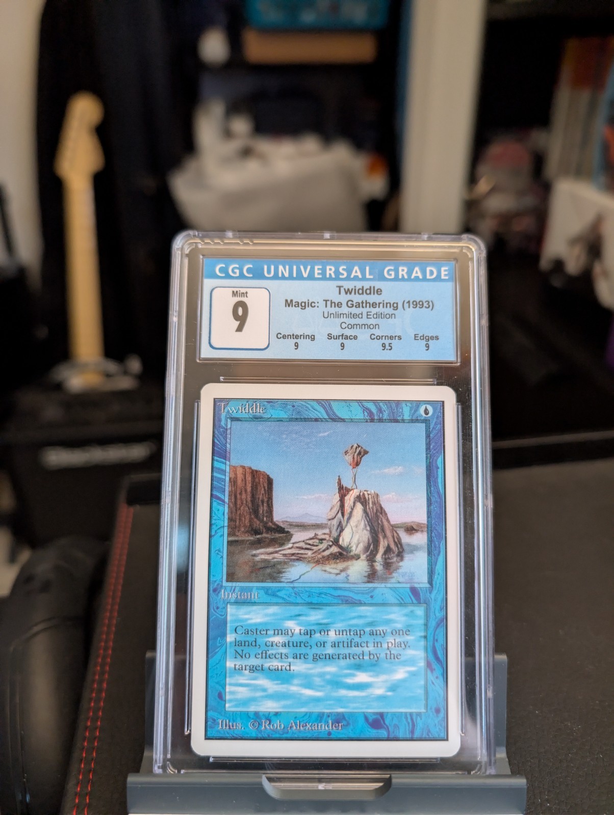 Magic The Gathering MTG Unlimited Twiddle CGC 9 MINT 1993