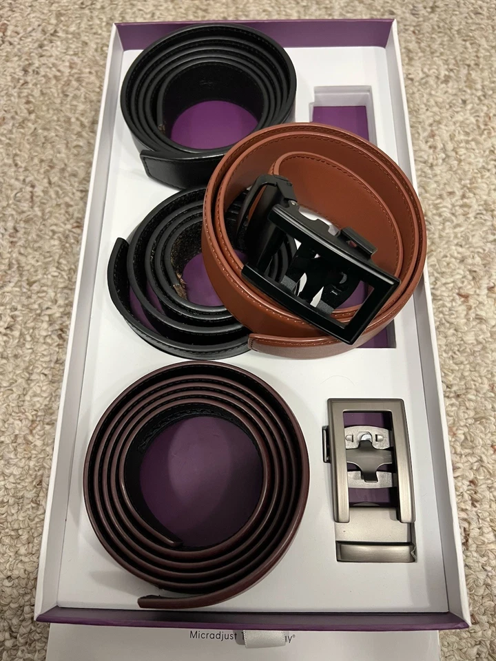 Caja de regalo de vacaciones con cinturón y hebilla Anson 6 posibles combinaciones de cinturón sin agujeros 1,25" Foto 2 de 4