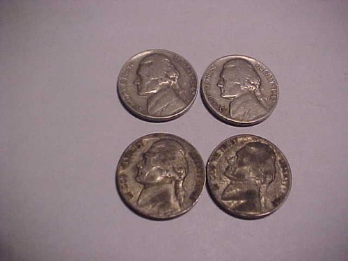 1942-P & D NON-ARGENTO & 1942-P & 1942-S Argento Jefferson Nickel bello circolato