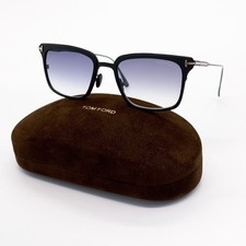 TOM FORD Hayden TF831 02B - Matte Black Square Sunglasses - Frame 54-20-145