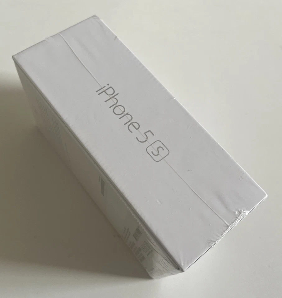 New Sealed Old Stock Apple iPhone 5S - UK Model - Rare iOS 10 - Image 2 of 3