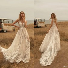 Sexy V Neck Wedding Dresses Lace Appliqued A Line Boho Country Train Bridal Gown