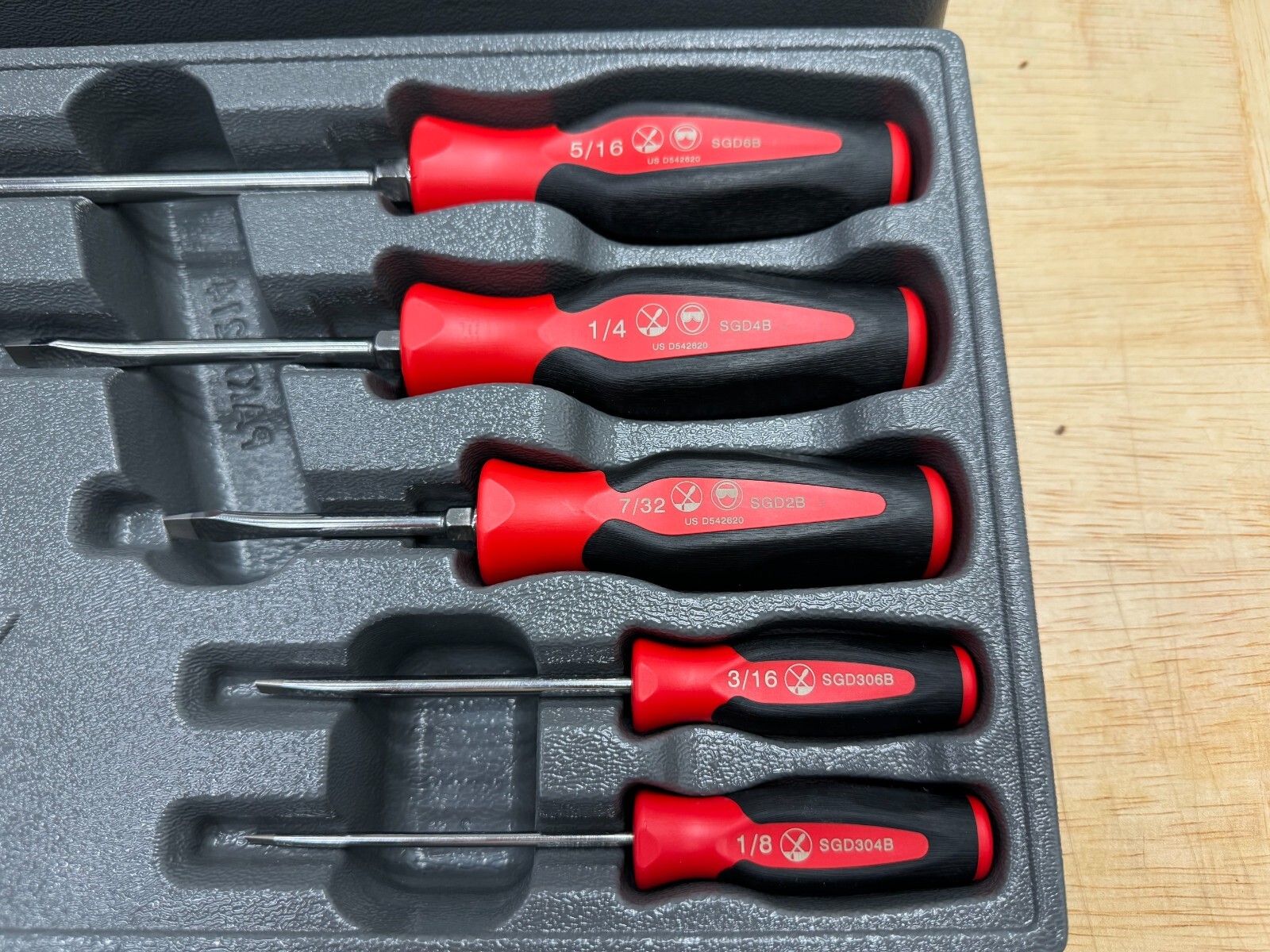 Snapon Tools USA NEW 10pc RED Soft Grip Phillips & Flat Head