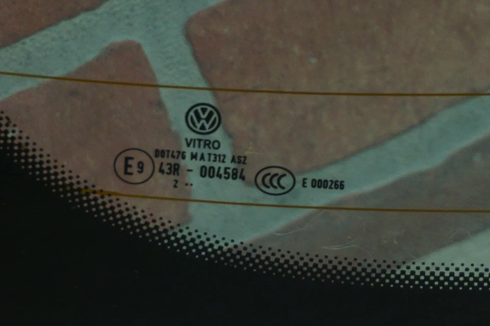 2012-2017 VOLKSWAGEN JETTA S 4DR SEDAN REAR BACK WINDSHIELD WINDOW GLASS OEM - Image 4 of 4