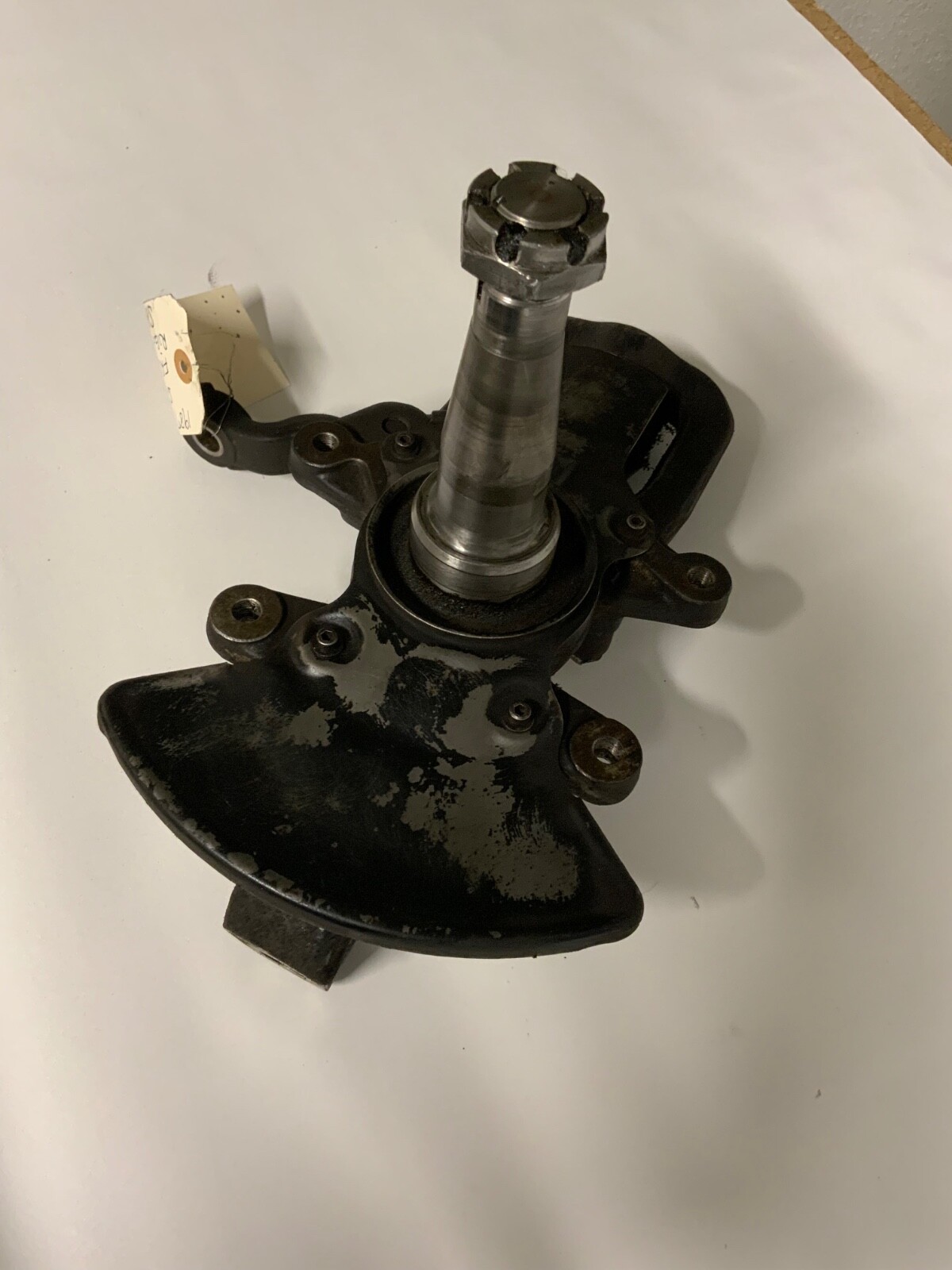 81 TO 89 ROLLS ROYCE SILVER SPUR SPIRIT DAWN RIGHT FRONT SPINDLE KNUCKLE