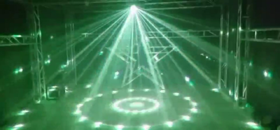 Projecteur 4-en-1 avec roue de gobos LED et laser RG