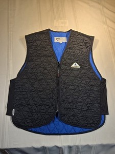 Techniche HyperKewl Evaporative Cooling Deluxe Sport Vest Black Size L 