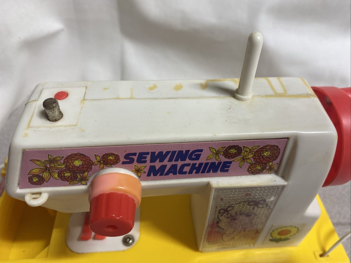 90s Vintage Kids Sewing Machine, Vintage Kawaii Toys for Girls