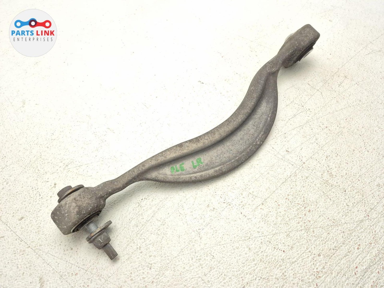2016-20 BENTLEY BENTAYGA REAR LEFT CONTROL ARM WISHBONE LEVER REARWARD LINK OEM
