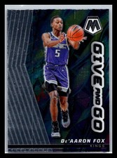 De'Aaron Fox 2022-23 Panini Mosaic Give and Go #8 Sacramento Kings