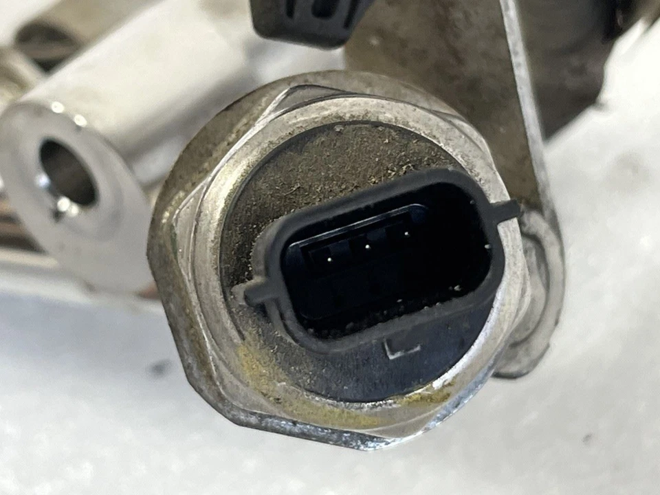 2017 尼桑 PATHFINDER 燃料连接器带铁路坡道 — 第 4/4 张图片