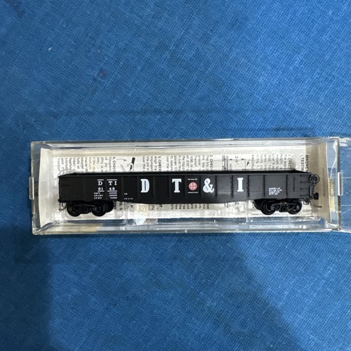 Coche góndola N-Micro-Trains EE. UU. 50' Fishbelly DT&I/Box MTL #9148 | Zustand: Used