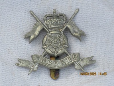 Queens Own Yorkshire Yeomanry,1956-1971,50x40mm,Queens Crown,J.R.Gaunt,B´ham