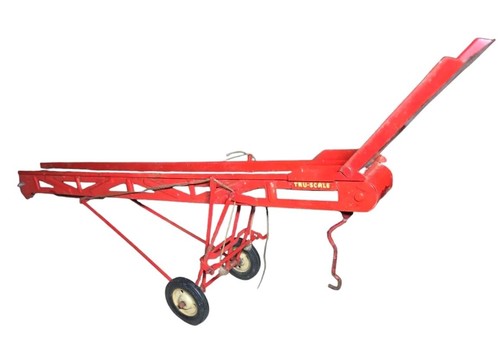 Vintage Tru-Scale International Harvester Hay Elevator 1:16 Farm Implement - Picture 4 of 9