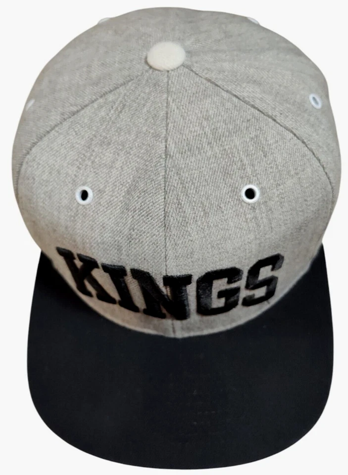 Mitchell & Ness Los Angeles Kings Sombrero Para Hombre Gris Negro Snapback Bloque NHL Foto 3 de 4