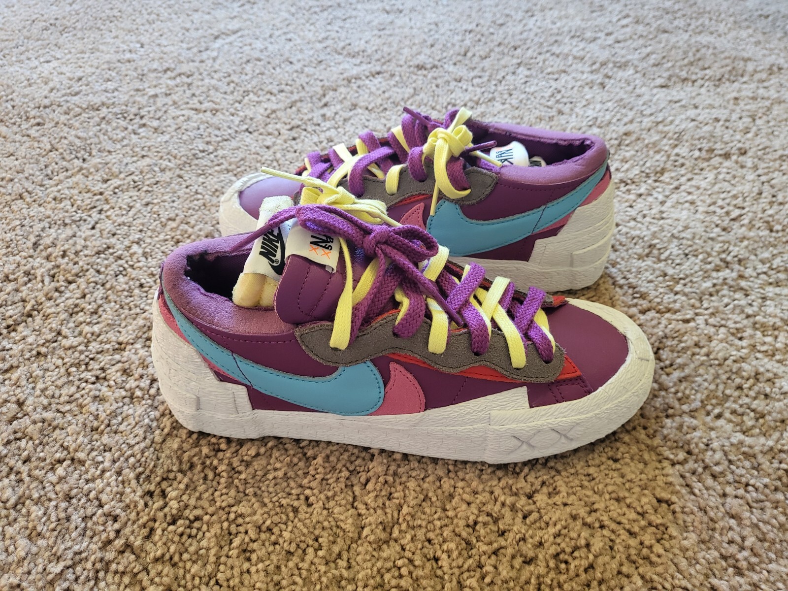 SACAI X NIKE Blazer Sacai x KAWS x Nike basso viola crepuscolare taglia USA 6M (7 5W)