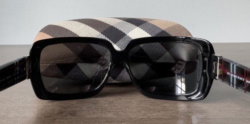 Burberry Tortoise Sunglasses B4061 - Picture 6 of 9