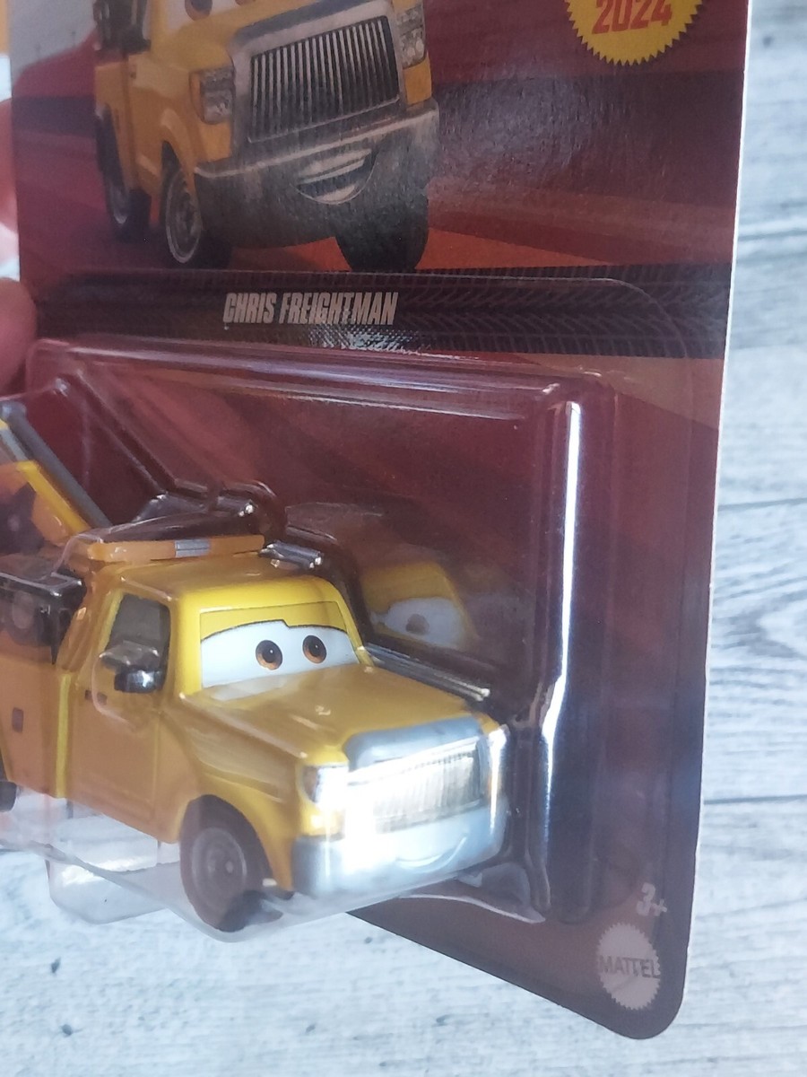 Mattel Cars 3 Chris Freightman Abschleppwagen – Modellauto Im Maßstab 1:55, Gelb, Aus Druckguss, Für Sammler Und Kinder