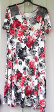 SOMMERKLEID  mit  ROSEN - SUPER  SCHÖN - SUP...