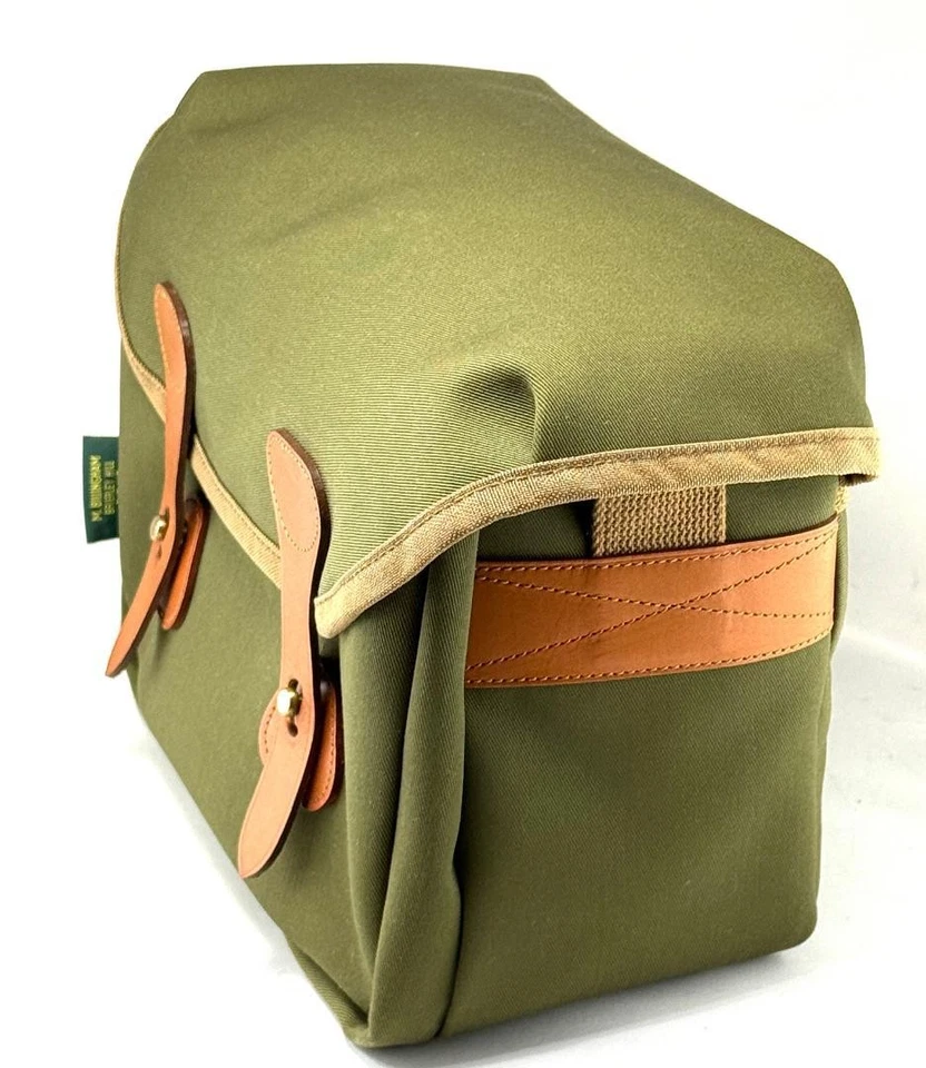 Bolsa para cámara Billingham F5.6 verde salvia sin usar con etiqueta bordes de nailon duraderos Foto 3 de 4