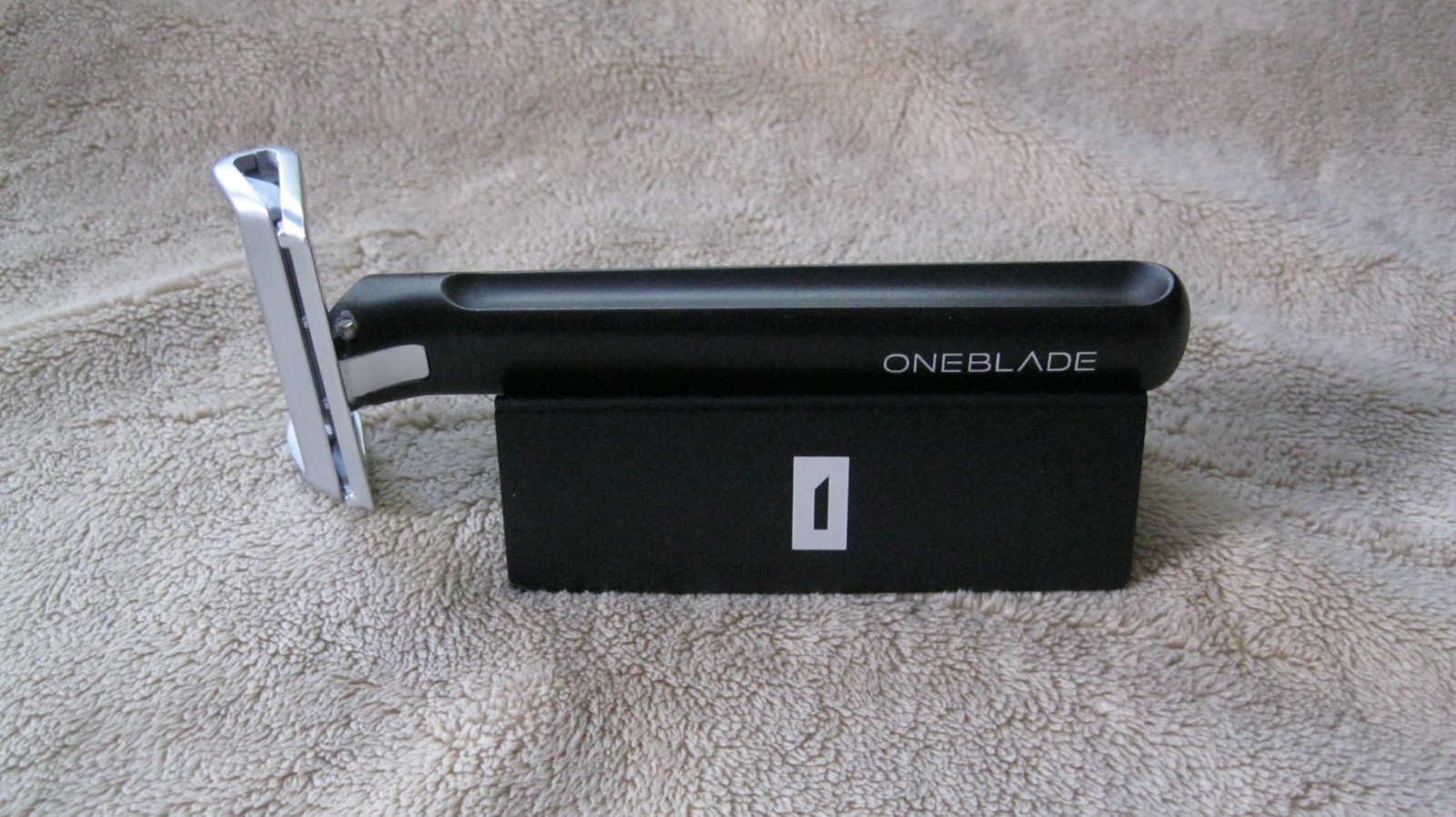 OneBlade Element Razor