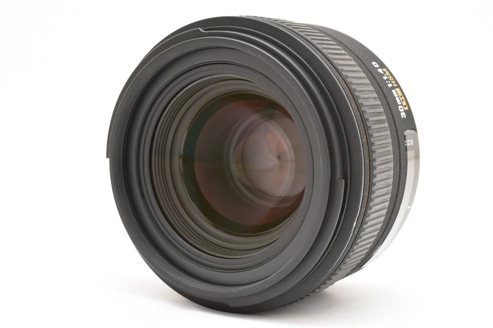 [Almost Unused] SIGMA 30mm F/1.4 EX DC HSM for Nikon AF mount w/ hood From JAPAN - Image 2 of 4