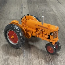 MM Minneapolis Moline “U”Narrow Front LP-Gas Tractor 1/16 Spec Cast W/Box