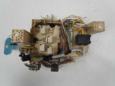 Gebrauchte Sicherungsbox für SUZUKI Swift III Phase 1 1.3 VVT