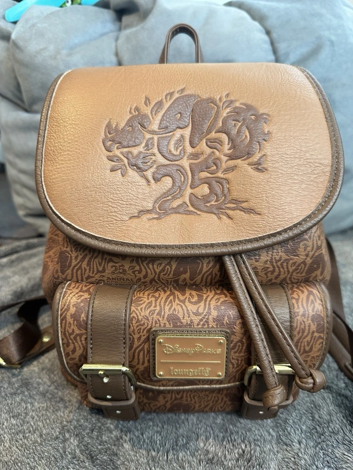 Mochila Loungefly 25 Aniversario Reino Animal Parks Disney RARA 2023 Foto 2 de 4