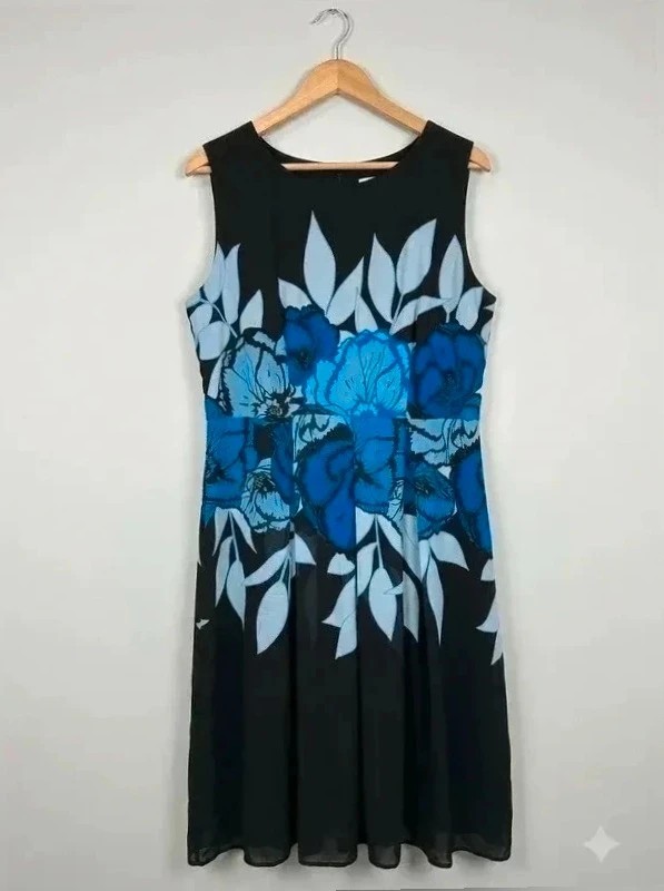 The Collection Debenhams UK 18 Black Floral Dress Fit & Flare Occasion B17/0101 image 2