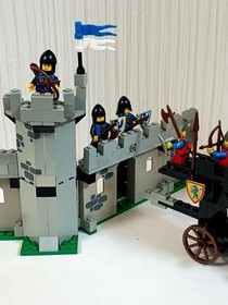 LEGO 6062 Battering Ram Castle Black Falcons 1987