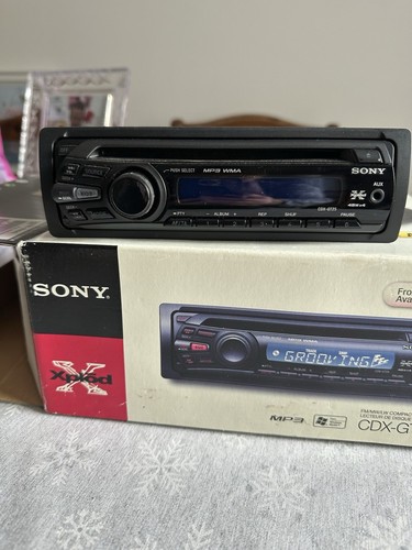 Sony Xplod Car Stereo Disc Player CDX-GT25 MP3 - Picture 2 of 7