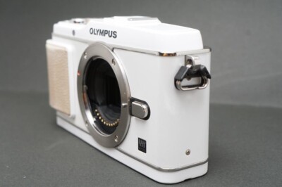 OLYMPUS Mirrorless SLR PEN E-P3 Body White E-P3 BODY WHT 12.3