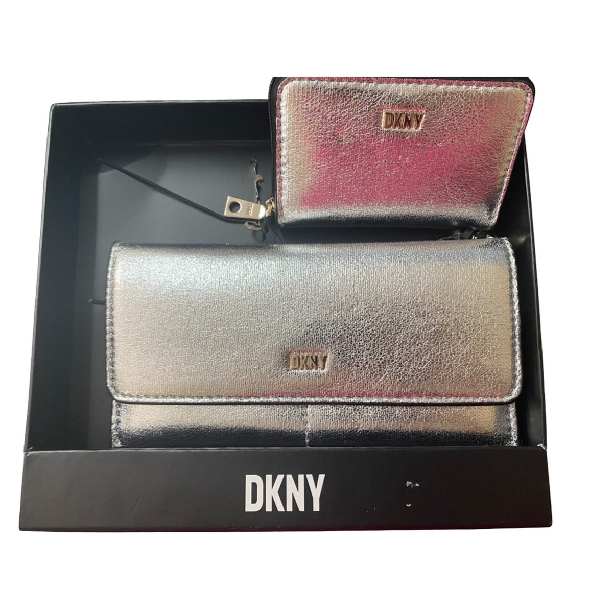 DKNY Women’s Lumen Piece Wallet Set in Gift Box Silver NWD