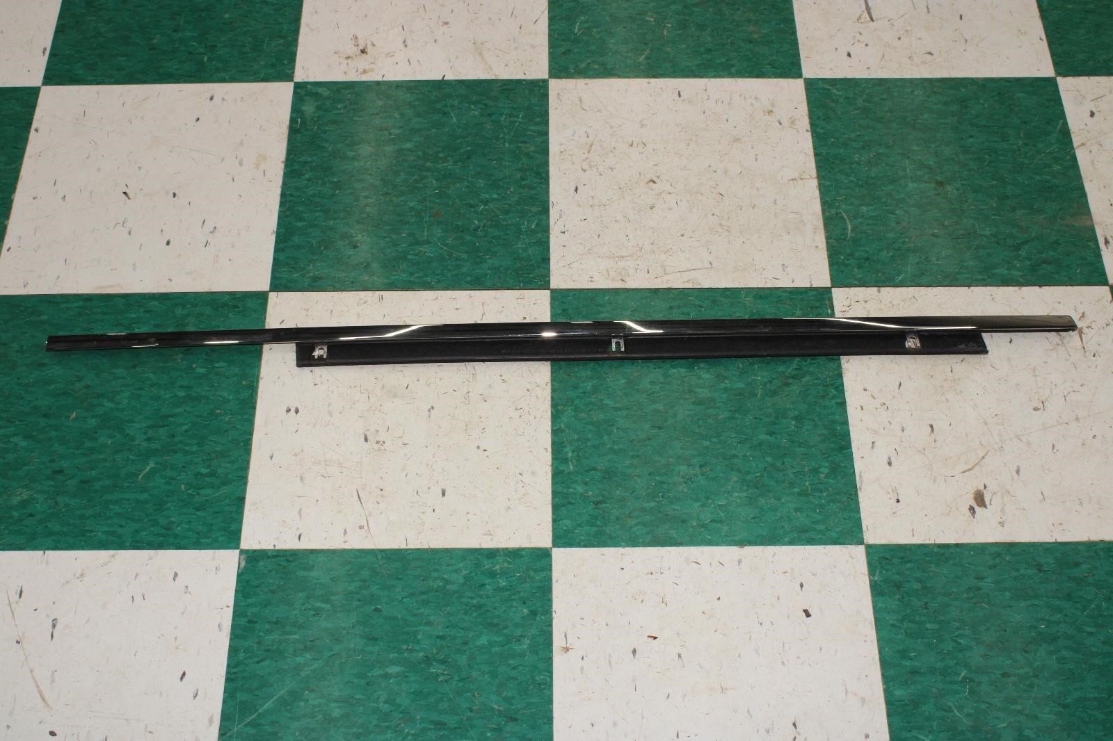 13-17 Continental Sedan Chrome Rear Passenger Side Right RH RR Door Molding Trim