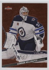 2025 Fleer Ultra Medallions Titan Achievement 47/75 Connor Hellebuyck #M-14 2v8