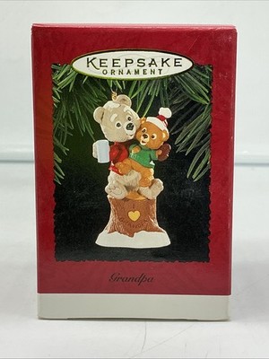 1995 HALLMARK KEEPSAKE GRANDPA CHRISTMAS TREE ORNAMENT - FREE SHIPPING