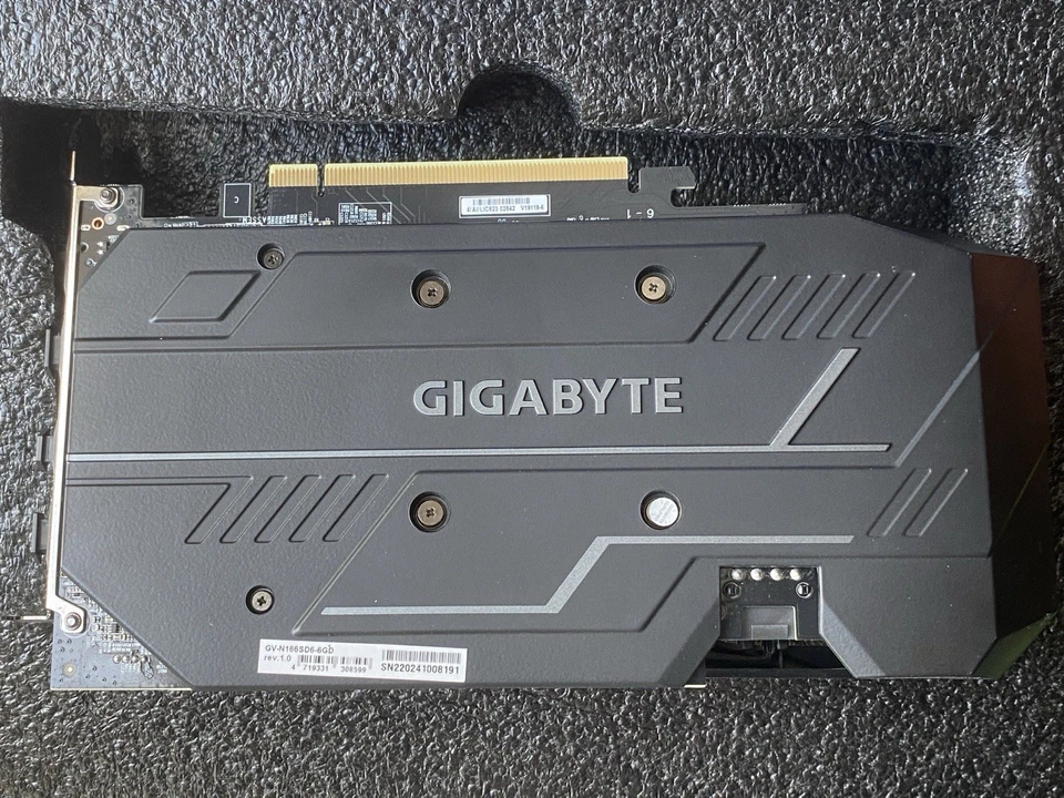 Lot de 5 Cartes Graphique GeForce GTX 1660 SUPER 6Go GDDR6 (GV-N166SD6-6D) - Photo 4/4