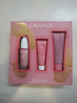CAUDALIE VINOHYDRA SET HYALURONIC ACID SERUM 30ML &  MASK 15ML & SHOWER GEL 15ML