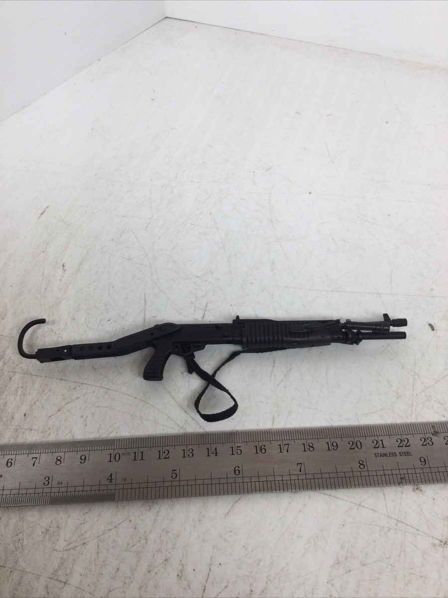 1/6 DRAGON US POLICE/SWAT/MILITARY PUMP “RIOT” SHOTGUN MOSSBERG