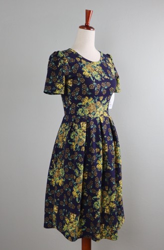 LULAROE NWT Textured Stretch Navy Yellow Floral Amelia Dress Size XS - Picture 2 of 6