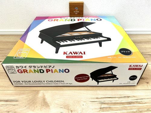 KAWAI 1141 Mini fortepian 32-klawisze F5-C8 Zabawka edukacyjna Czarna 3,1kg dla dzieci - Zdjęcie 2 z 8