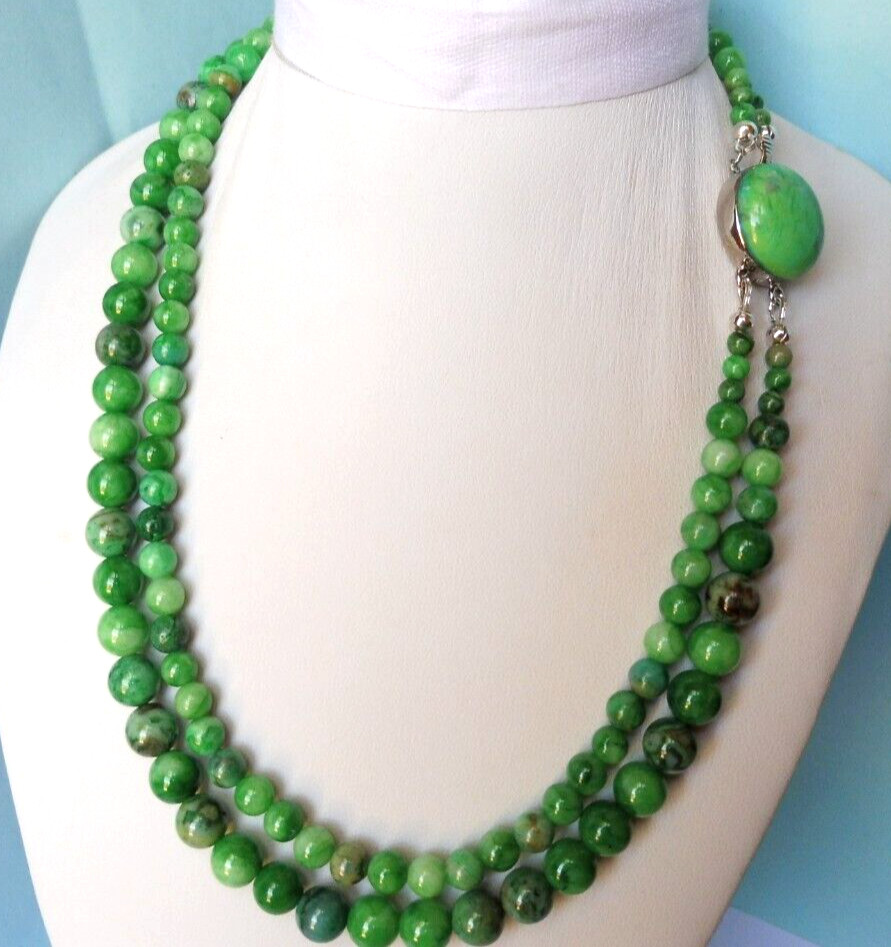 Collier en chrysoprase double rang pour sublimer vos tenues de soirée d'été