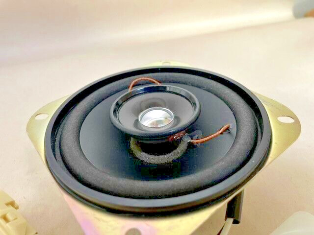PANA-PACIFIC BRAND  22-43129-000 SPEAKER 4 “ FRIGHTLINER SPEAKER
